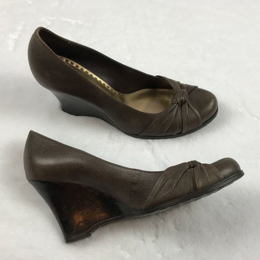 GIANNI BINI Dark Brown Bow Accent Wedges Shoes
